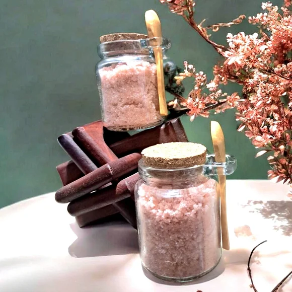 Hand Crafted, Wicked Worthy, Salty B🧂tch Rose Gold Body Scrub - Picture 3 of 3